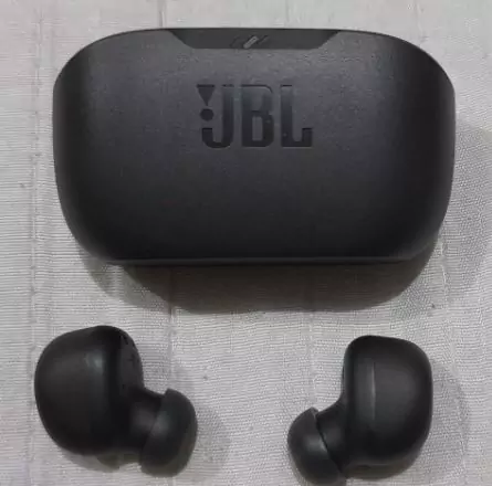 Foto de teste JBL Wave Buds